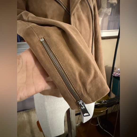 Quince 100% Suede Biker Jacket in XS pecan brown - Picture 8 of 16
